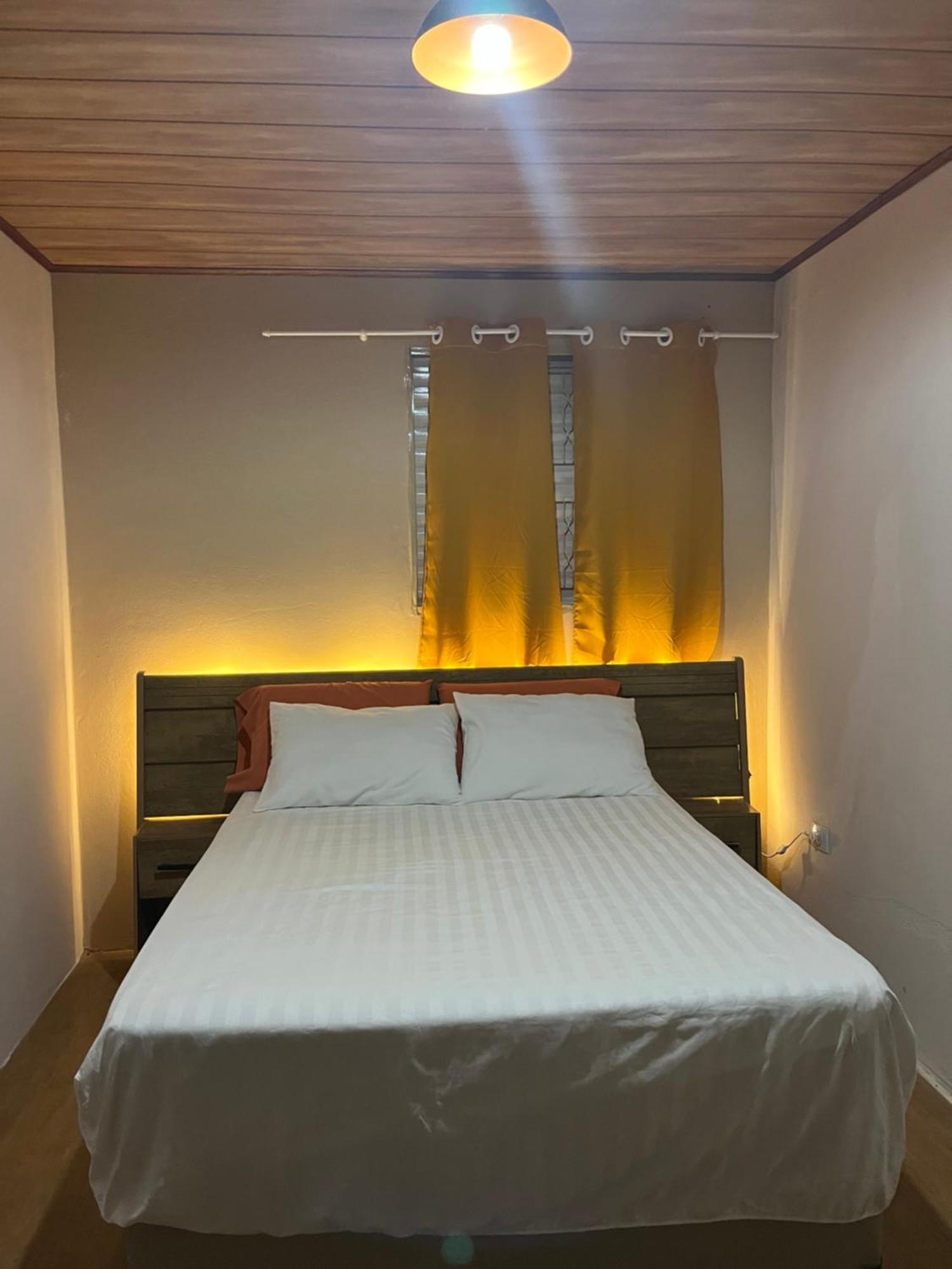 Casa Amarela , Perto Do Centro De Sto Antonio Do Pinhal Villa Santo Antonio do Pinhal Ngoại thất bức ảnh